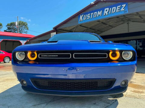2021 Dodge Challenger SXT