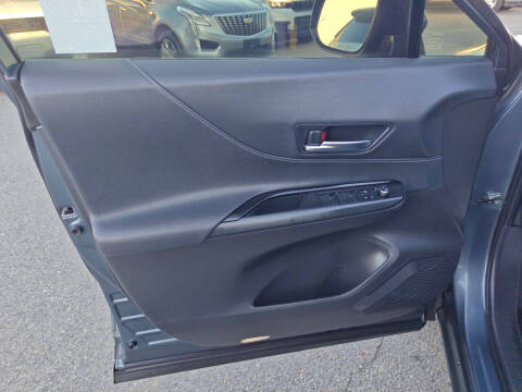 2022 Toyota Venza LE