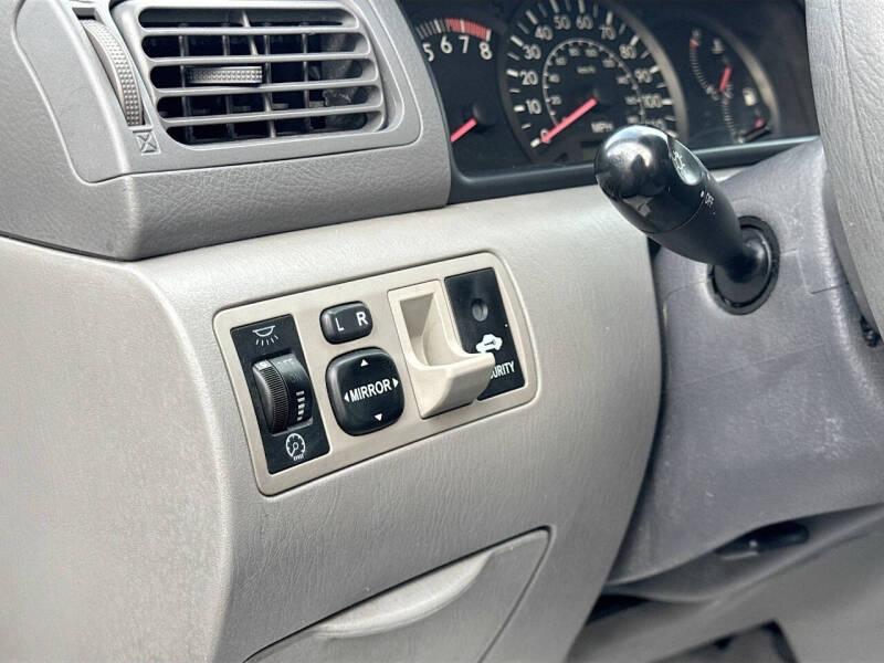 2005 Toyota Corolla CE