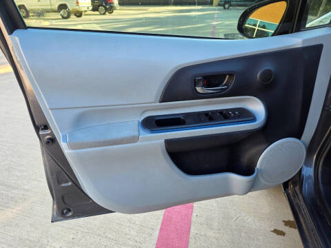 2013 Toyota Prius c Four