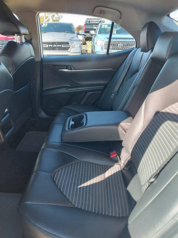 2019 Toyota Camry SE