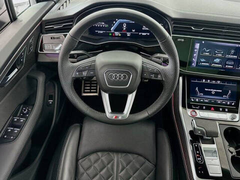 2025 Audi SQ7 4.0T quattro Premium Plus