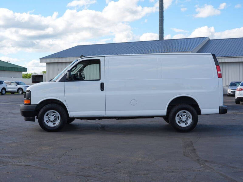 2017 Chevrolet Express 2500