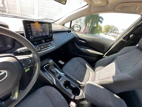 2020 Toyota Corolla LE