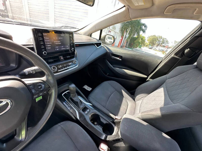 2020 Toyota Corolla LE