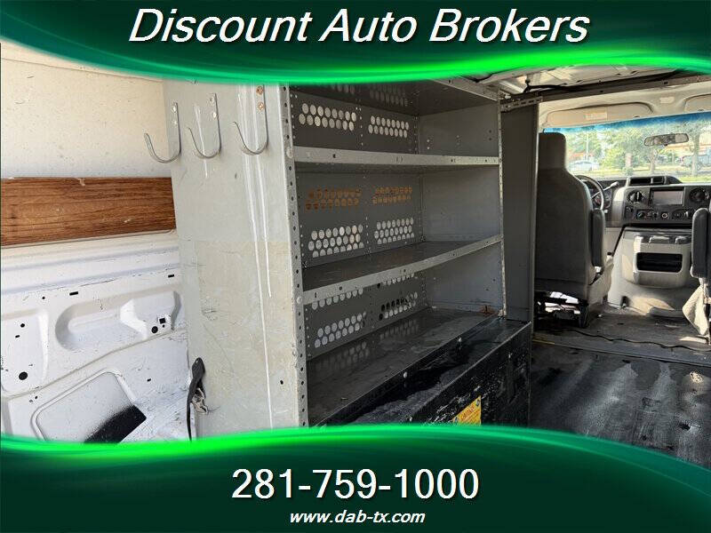 2011 Ford E-Series E-250