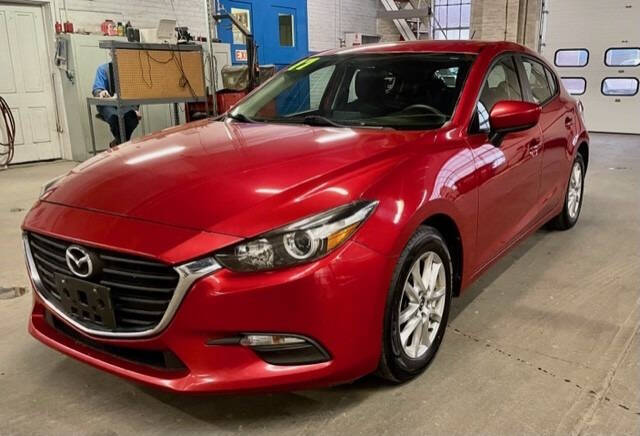 2017 Mazda Mazda3 Sport's photo