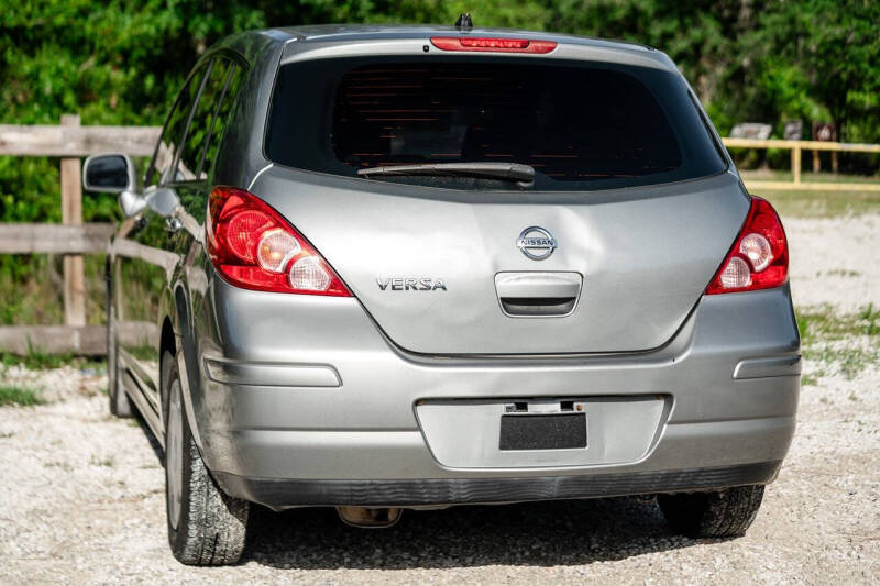 2012 Nissan Versa 1.8 S