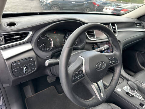 2019 Infiniti QX50 Essential