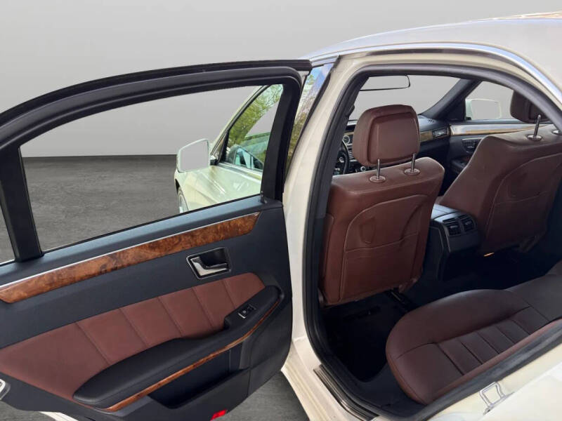 2011 Mercedes-Benz E-Class
