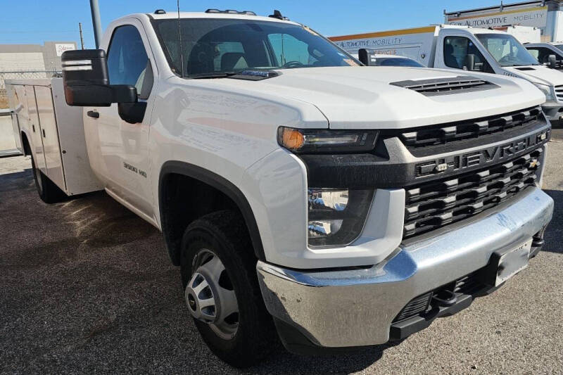 2022 Chevrolet Silverado 3500HD Work Truck's photo