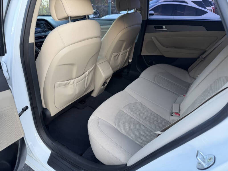 2015 Hyundai Sonata SE