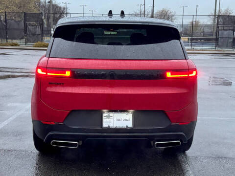 2024 Land Rover Range Rover Sport P360 SE