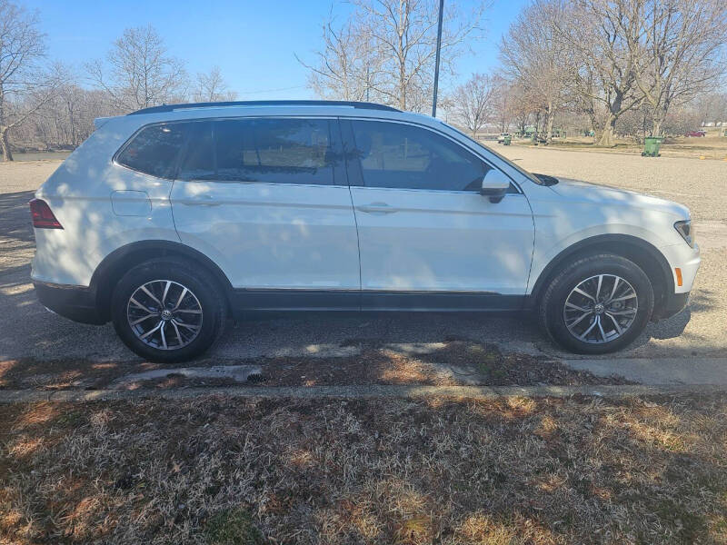 Used 2020 Volkswagen Tiguan SE with VIN 3VV2B7AX0LM060967 for sale in Terre Haute, IN