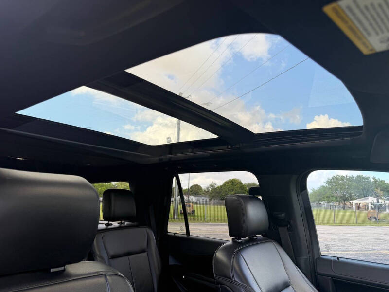 2020 Ford Expedition XLT