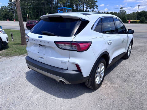 2020 Ford Escape SE