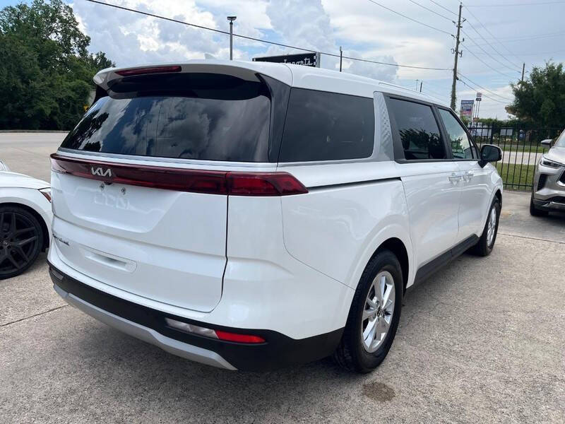 2022 Kia Carnival