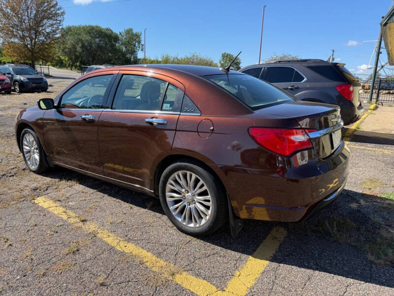 2012 Chrysler 200 Limited