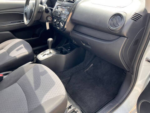 2017 Mitsubishi Mirage ES