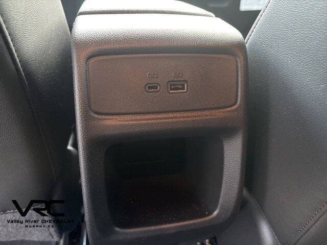 2025 Chevrolet Trax RS