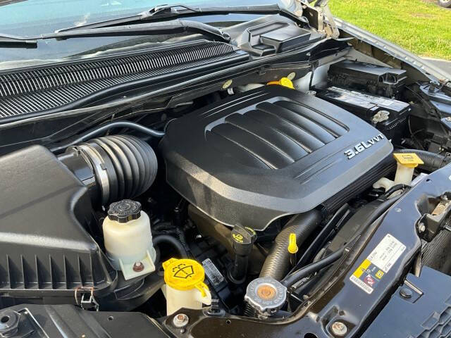 2016 Dodge Grand Caravan SXT Plus