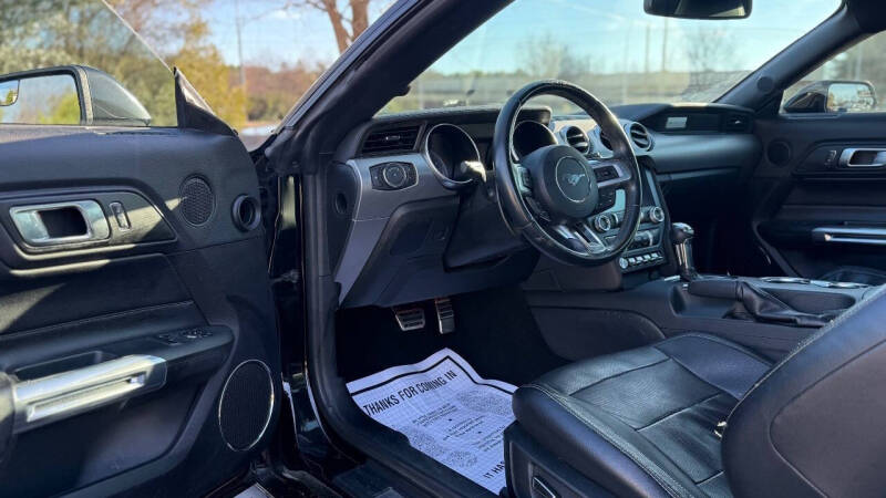 2019 Ford Mustang EcoBoost