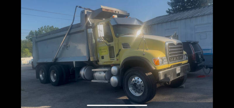 2007 Mack CV713
