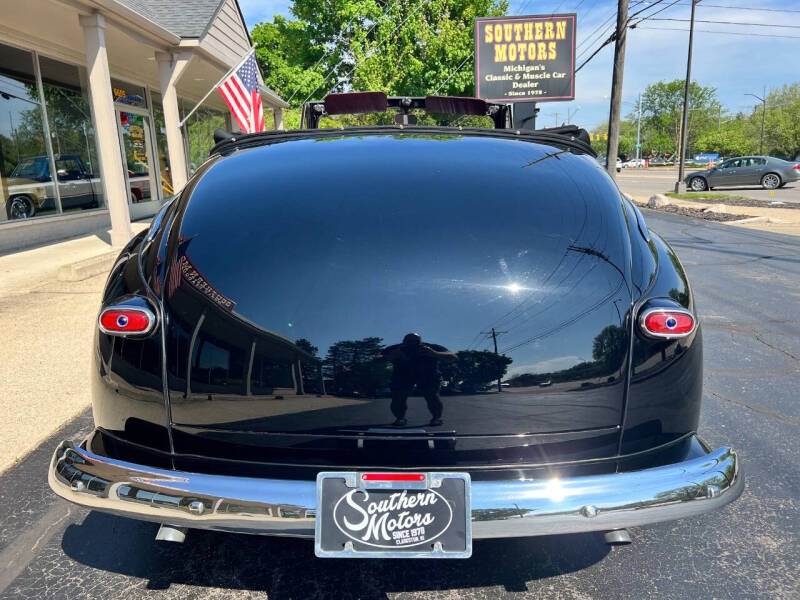 1947 Ford Super Deluxe