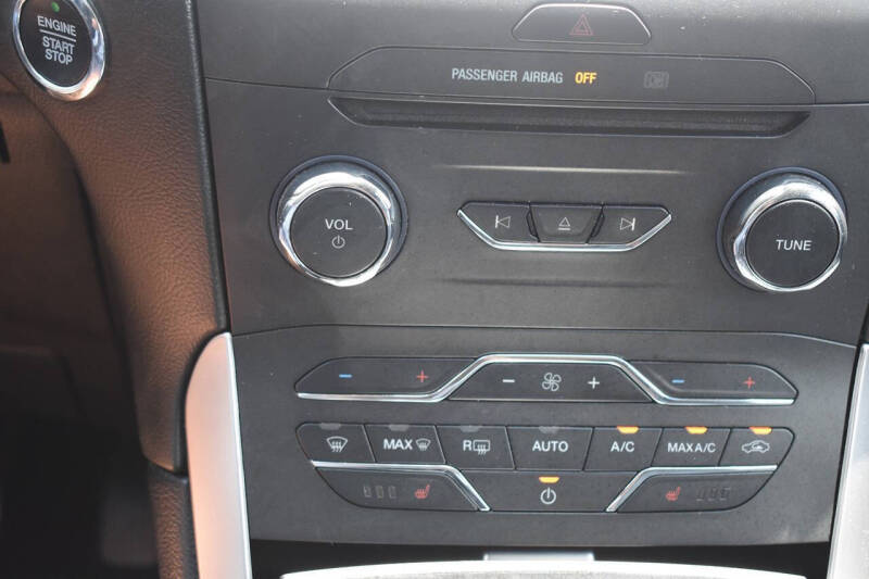 2017 Ford Edge SEL