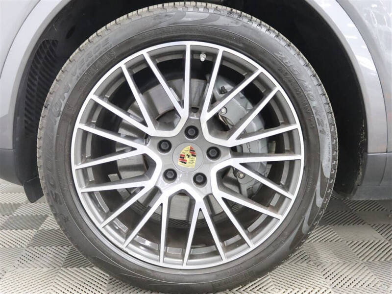 2019 Porsche Cayenne S