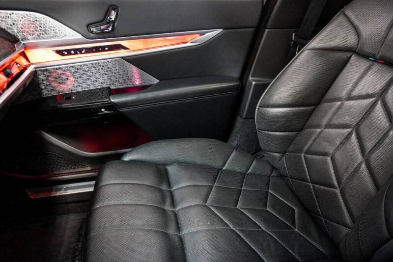 2023 BMW 7 Series 760i xDrive