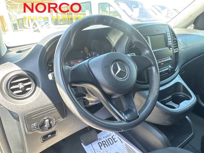 2017 Mercedes-Benz Metris Worker Cargo