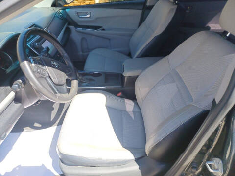 2017 Toyota Camry SE