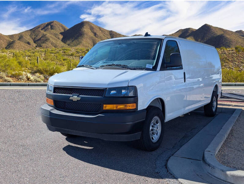 2025 Chevrolet Express 2500