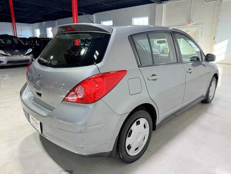 2009 Nissan Versa 1.8 S