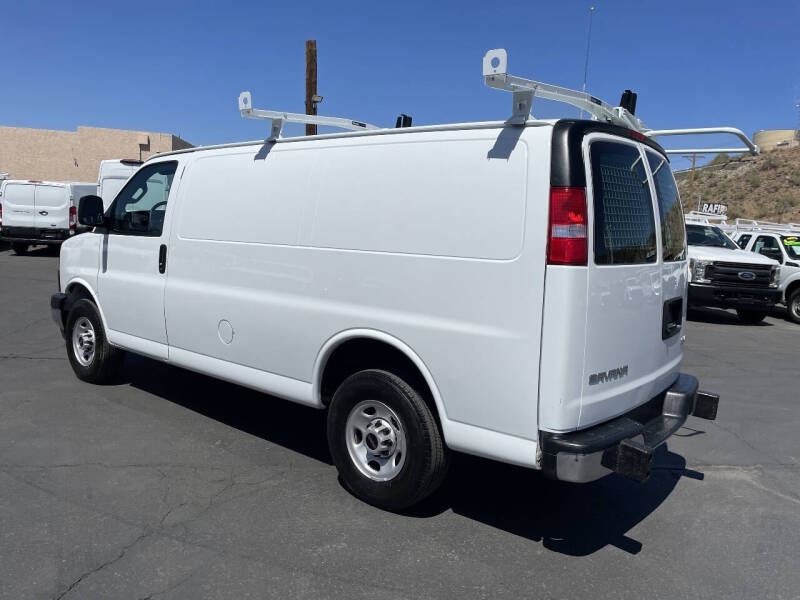 2024 GMC Savana 2500