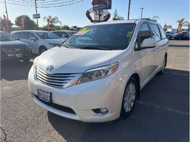 2016 Toyota Sienna
