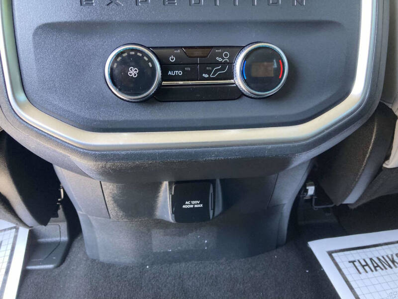 2025 Ford Expedition MAX Active