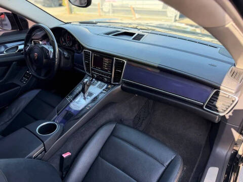 2012 Porsche Panamera