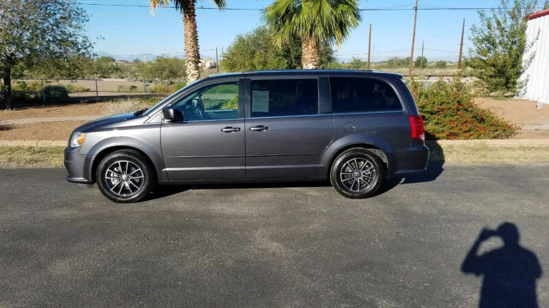 2017 Dodge Grand Caravan for sale at Ryan Richardson Motor Company in Alamogordo NM