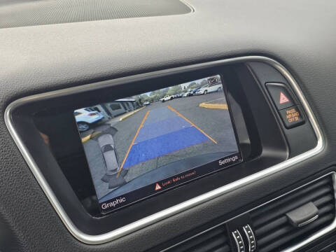 2017 Audi Q5 2.0T quattro Premium Plus