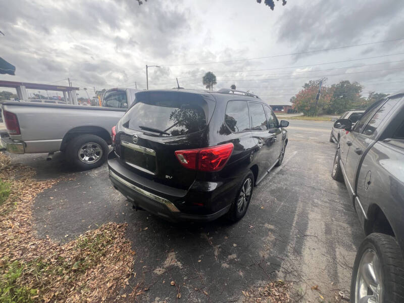 2017 Nissan Pathfinder