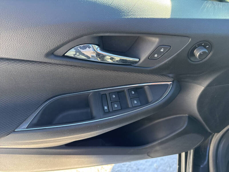 2019 Chevrolet Cruze LS