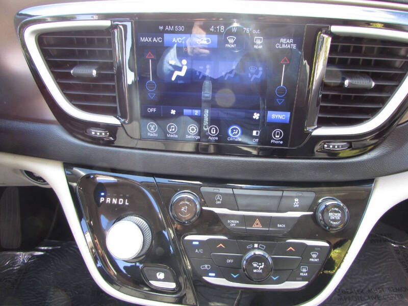 2017 Chrysler Pacifica Touring