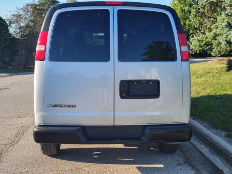 2019 Chevrolet Express LS 2500