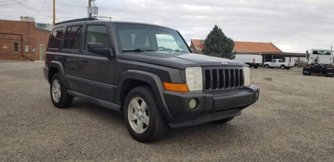 2006 Jeep Commander for sale at KHAN'S AUTO LLC in Worland WY