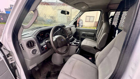 2010 Ford E-Series E-250