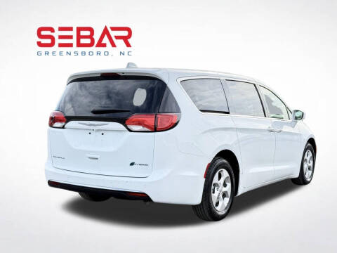 2018 Chrysler Pacifica Hybrid Touring Plus