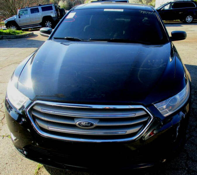 2014 Ford Taurus SE