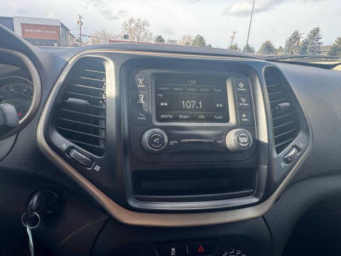 2015 Jeep Cherokee Sport